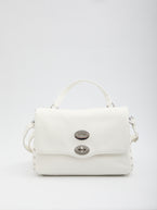 QT / White