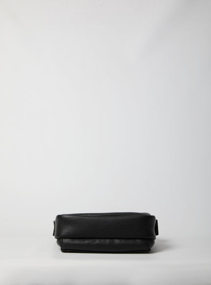 Loewe Pebble Messenger Shoulder Bag Medium