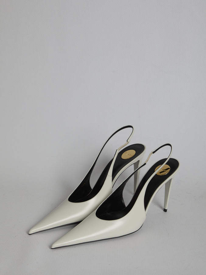 Saint Laurent Guermantes Pumps In Patent Leather
