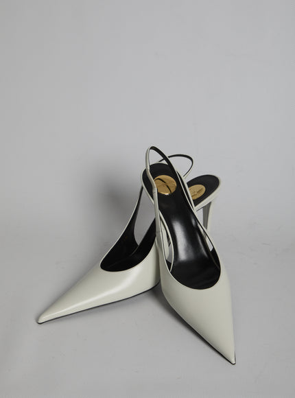 Saint Laurent Guermantes Pumps In Patent Leather