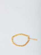 M / Gold