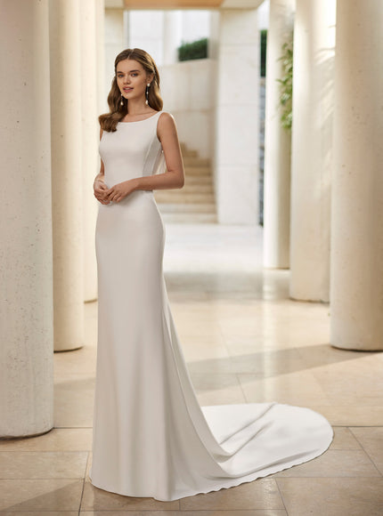 Rosa Clará Vaini Sheath Wedding Dress