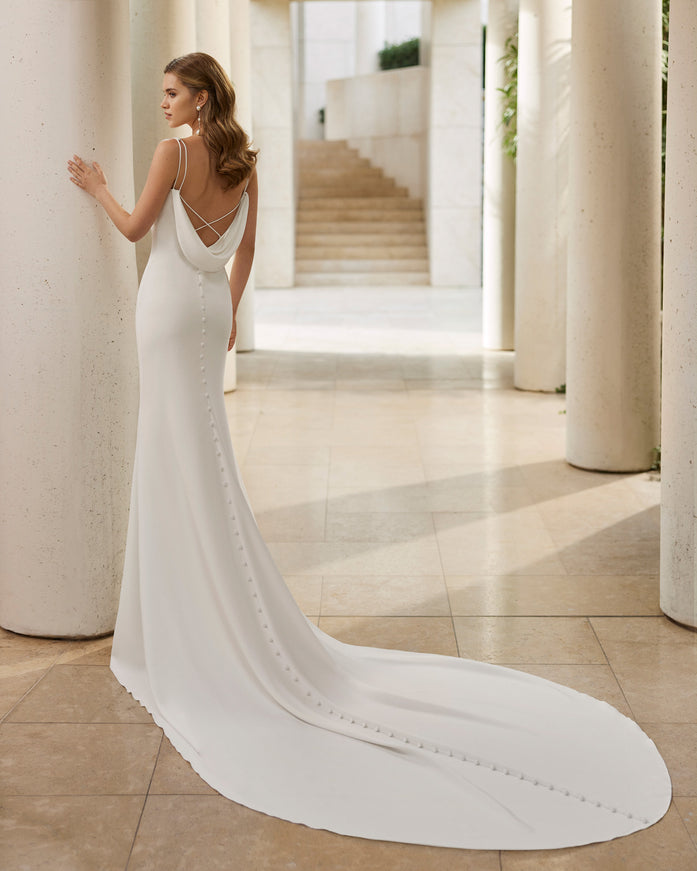 Rosa Clará Vaini Sheath Wedding Dress