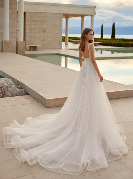 Rosa Clará Verocha Sheath-Style Wedding Dress