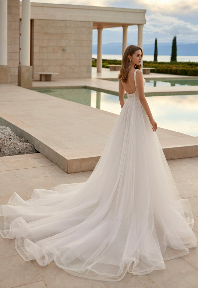 Rosa Clará Verocha Sheath-Style Wedding Dress