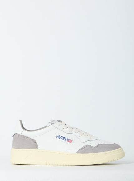 Autry Medalist Low Sneakers White