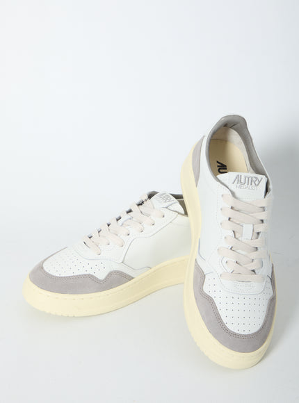 Autry Medalist Low Sneakers