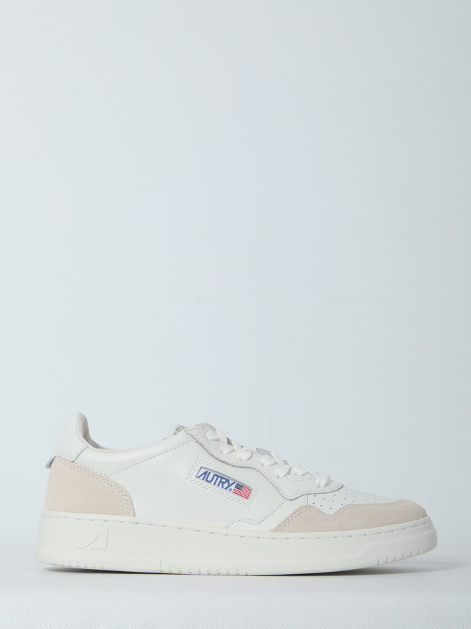 Autry Medalist Low Sneakers White