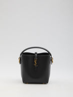 QT / Black