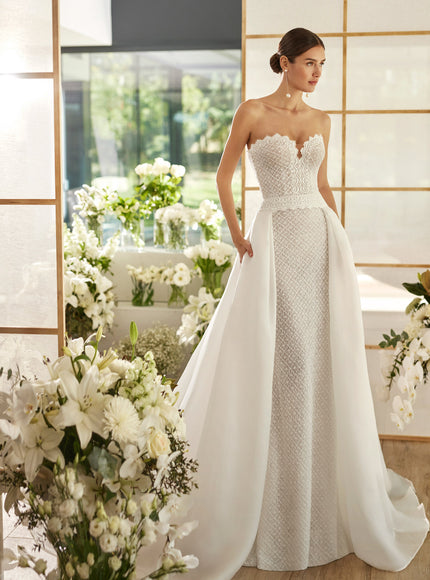 Rosa Clará Couture Miranda Strapless Lace Wedding Dress With Skirt Overlay