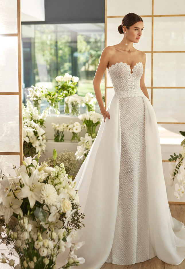 Rosa Clará Couture Miranda Strapless Lace Wedding Dress With Skirt Overlay