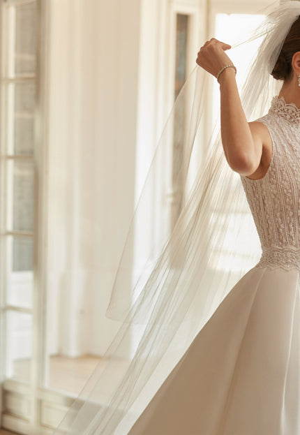 Rosa Clará Couture Princess Wedding Veil
