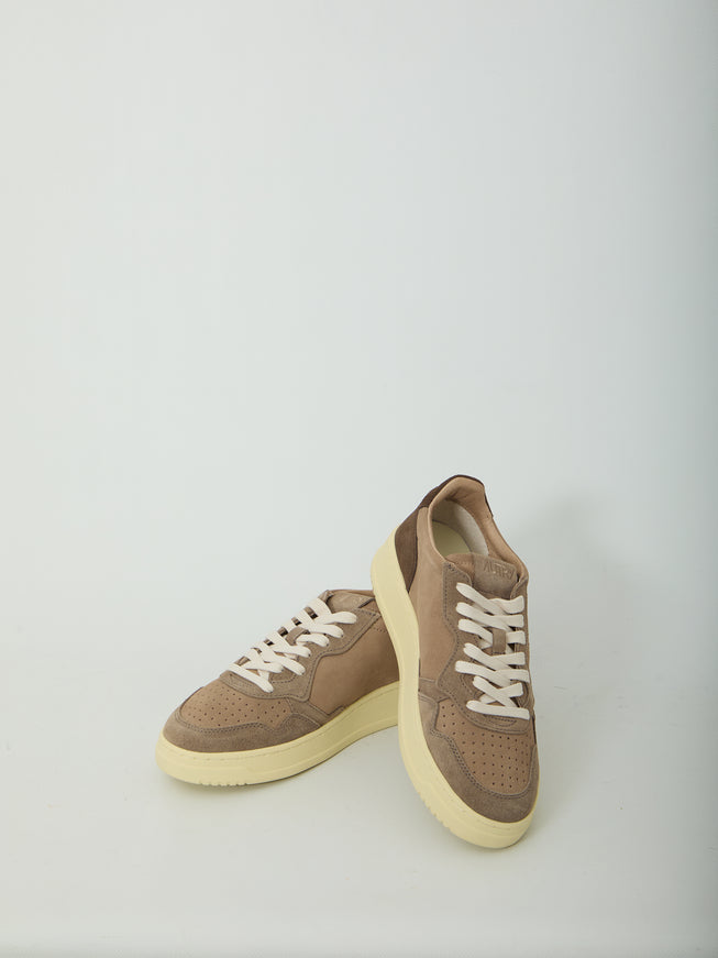 Autry Medalist Low Sneakers