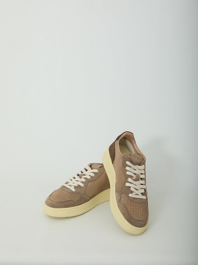 Autry Medalist Low Sneakers