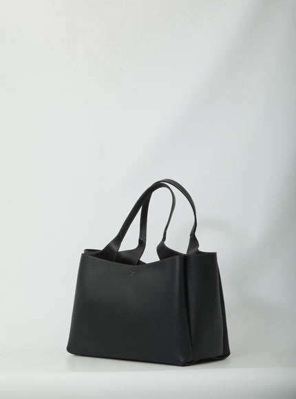Tod's Tod's Medium Leather Bag