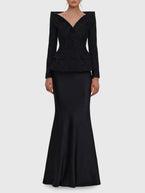 10 / Black