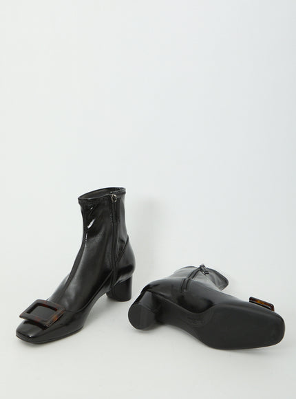 Roger Vivier Roundy Turtle Stretch Ankle Boots