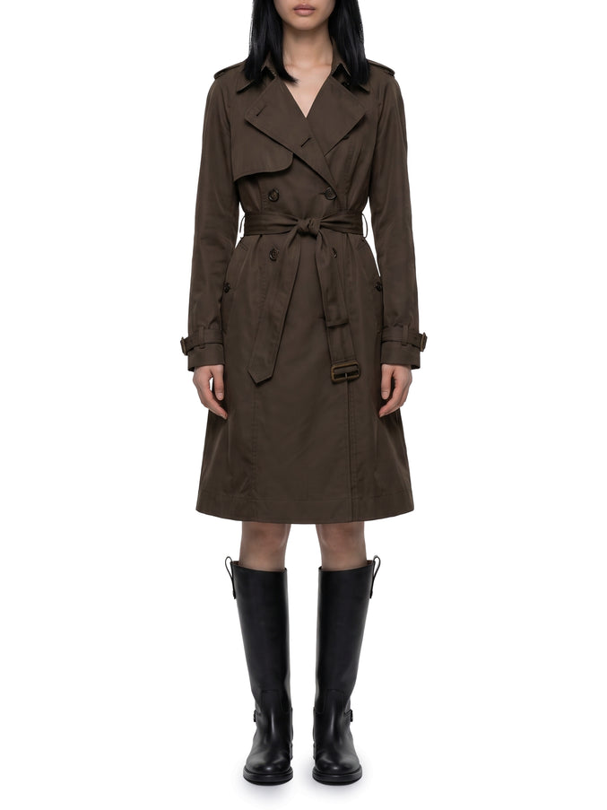 Burberry Long Pembury Trench Coat In Gabardine Brown