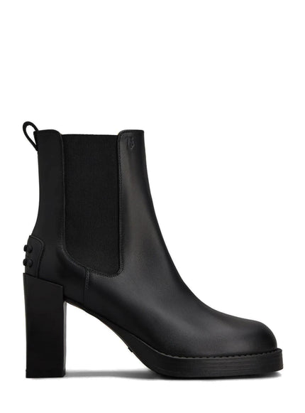 Tod's Chelsea Boots In Leather Black