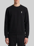 L / Black