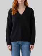 0 / Black