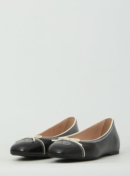 Valentino Garavani Vlogo Signature Ballet Flats