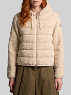 M / Beige