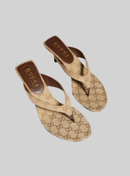 Gucci Vittoria Thong Sandals