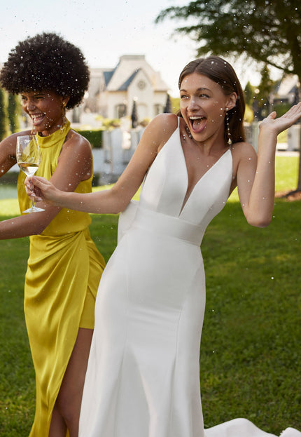 Rosa Clará Esther Wedding Dress with Detachable Train & Bow