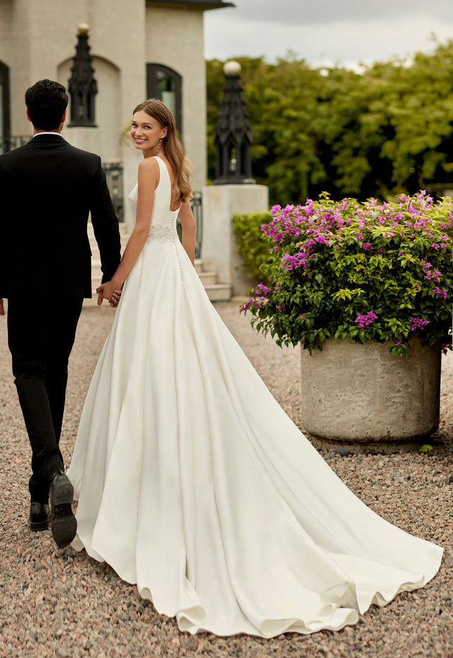 Eva – Classic A-line Rosa Clará Wedding Dress