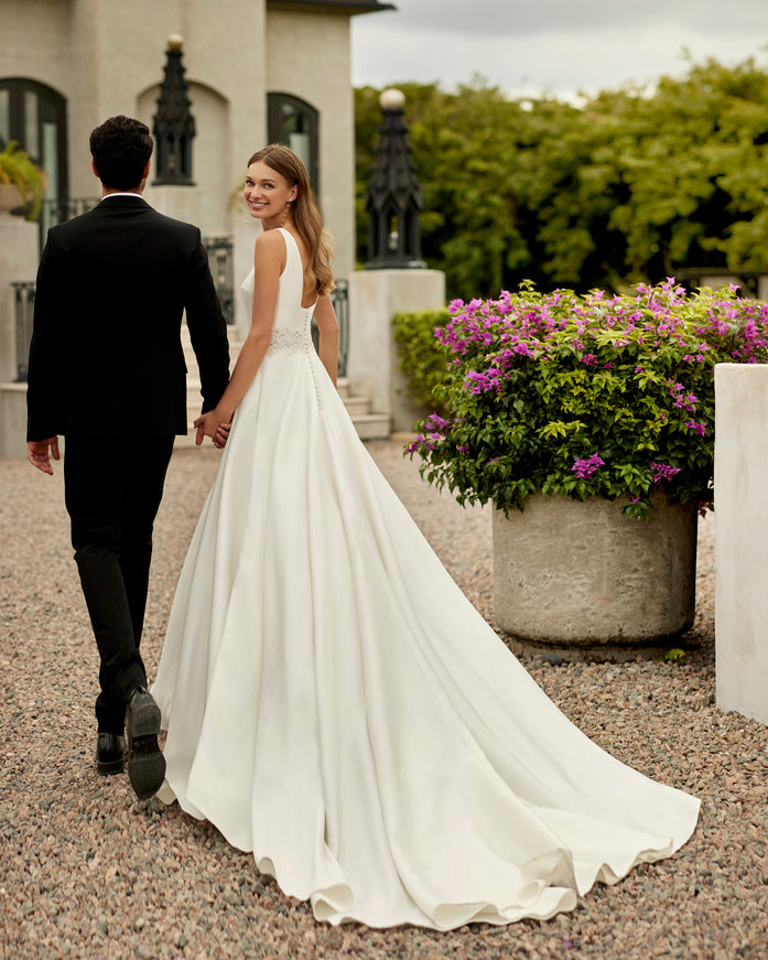 Eva – Classic A-line Rosa Clará Wedding Dress