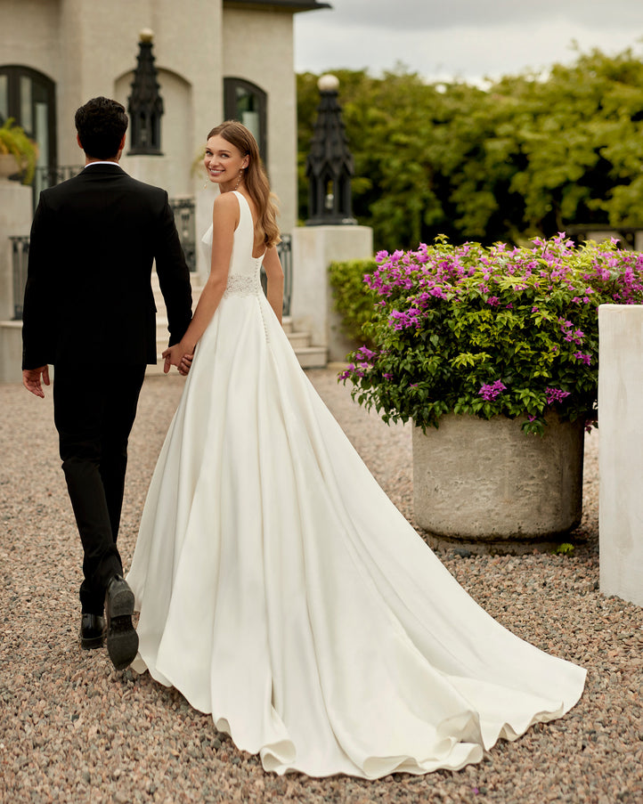 Eva – Classic A-line Rosa Clará Wedding Dress