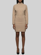M / Beige
