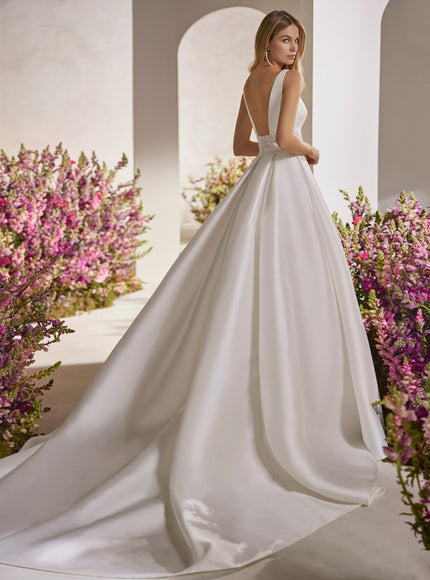 Rosa Clará Couture Tamina Mikado Wedding Dress