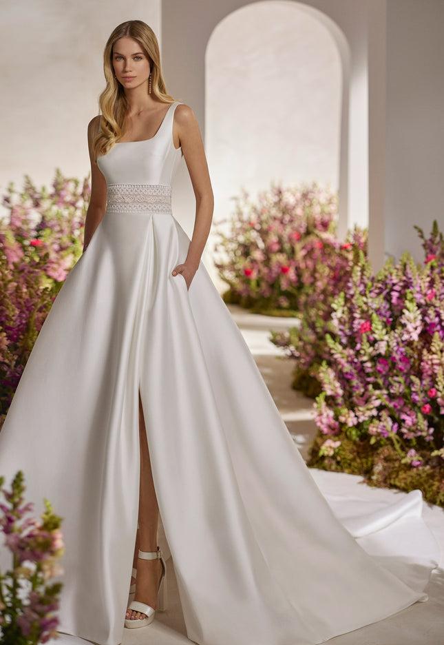 Rosa Clará Couture Tamina Mikado Wedding Dress