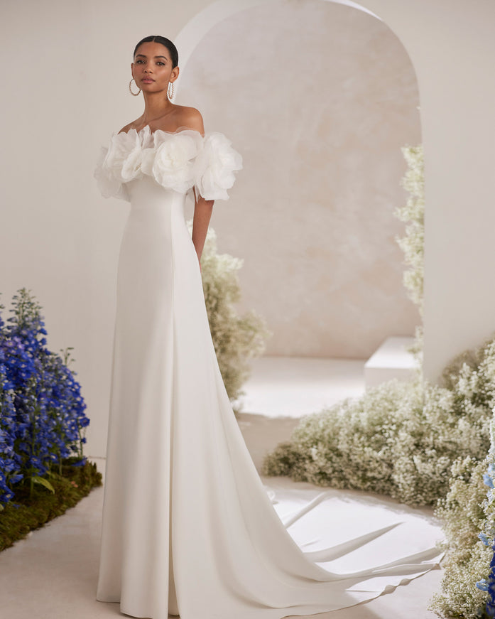 Rosa Clará Couture Tayden Strapless Crepe Wedding Gown