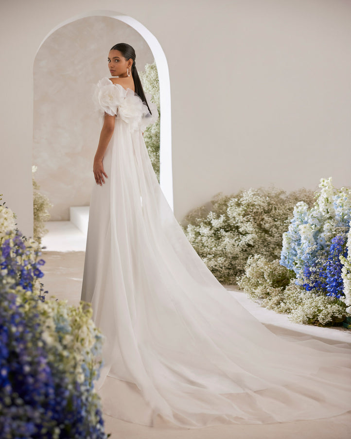 Rosa Clará Couture Tayden Strapless Crepe Wedding Gown