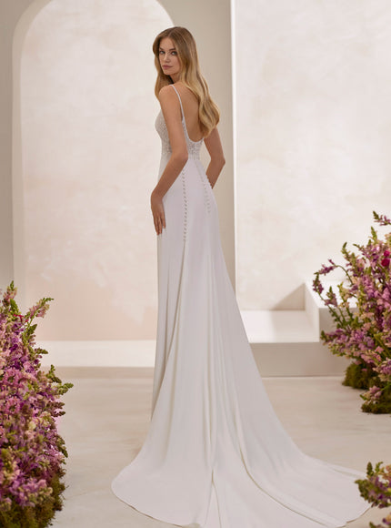Rosa Clará Couture Terol Mermaid Wedding Dress with Cape