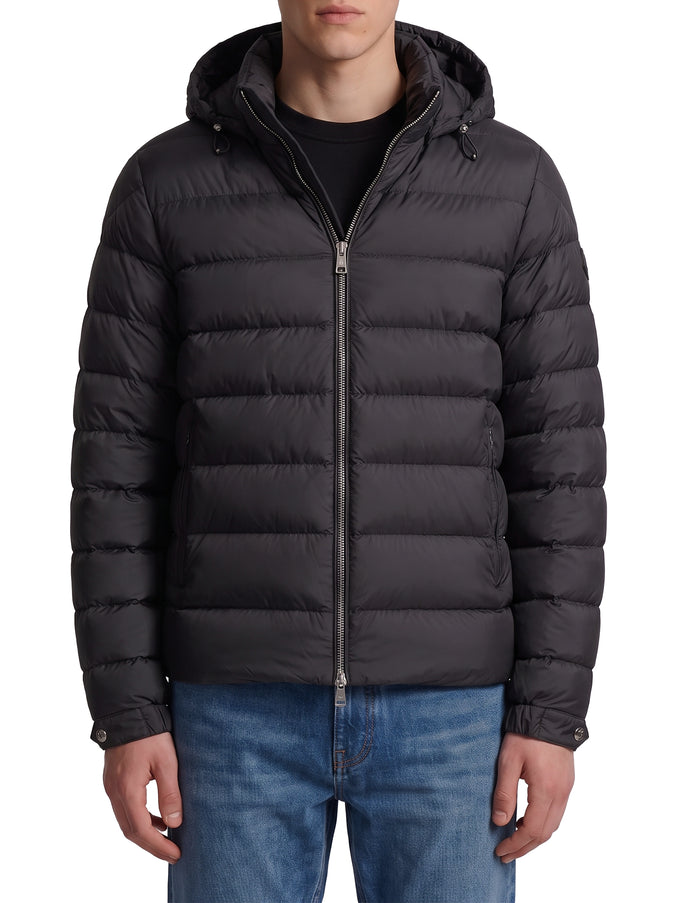 Moncler Short Arneb Down Jacket Black