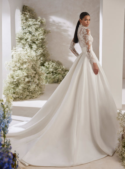 Rosa Clará Couture Tolosa Princess Wedding Dress