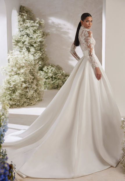 Rosa Clará Couture Tolosa Princess Wedding Dress