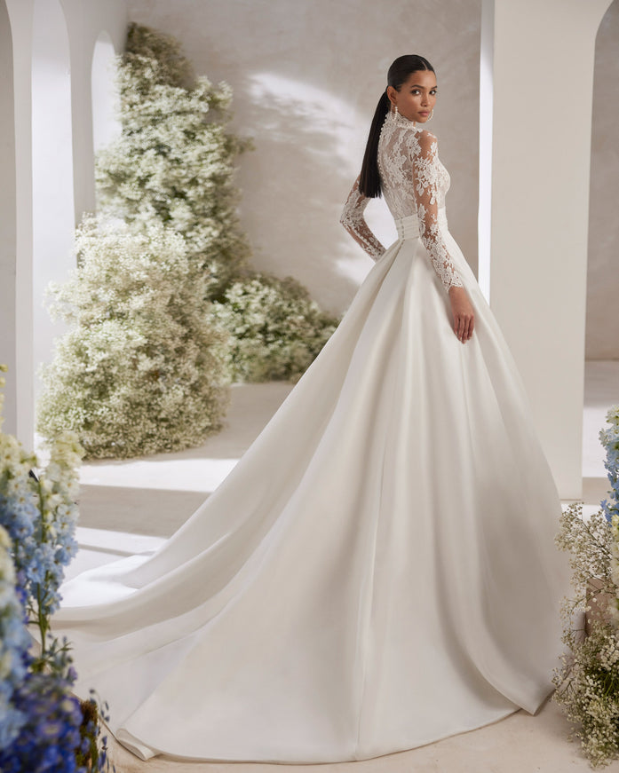Rosa Clará Couture Tolosa Princess Wedding Dress