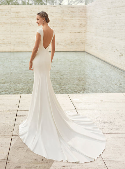 Rosa Clará Couture Dylan Crepe Column Wedding Dress