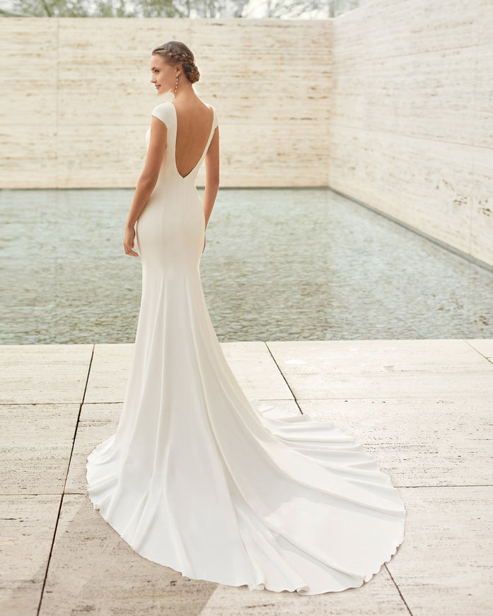 Rosa Clará Couture Dylan Crepe Column Wedding Dress