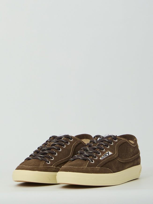 Autry Windscape Low Sneakers In Mustang Suede