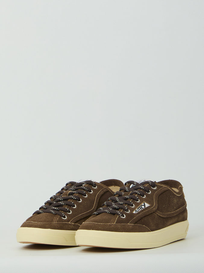 Autry Windscape Low Sneakers In Mustang Suede