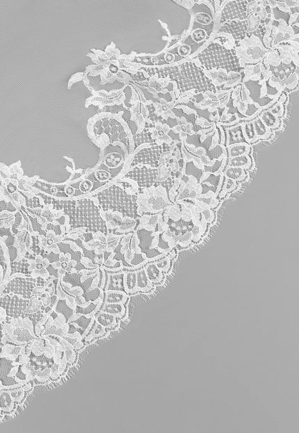 Rosa Clará Couture Soft Tulle Lace Wedding Veil