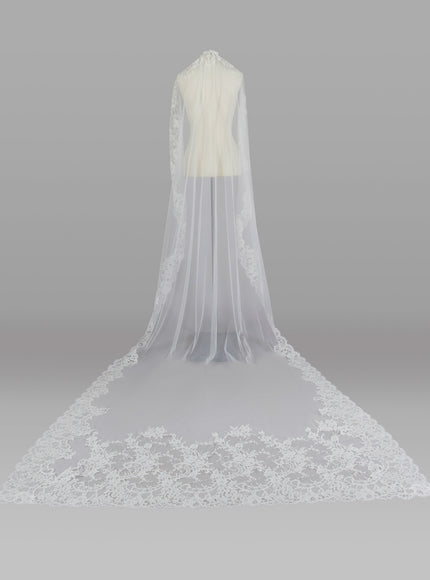 Rosa Clará Couture Manila Rebrodé Lace Soft Tulle Wedding Veil