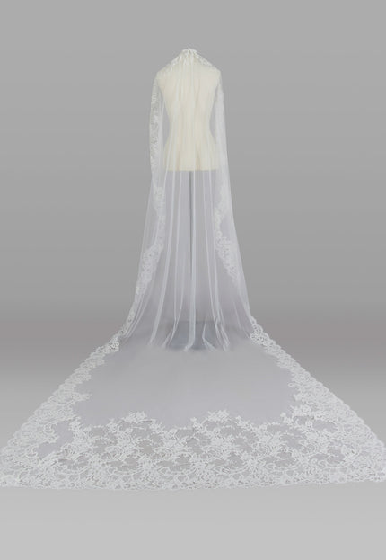Rosa Clará Couture Manila Rebrodé Lace Soft Tulle Wedding Veil