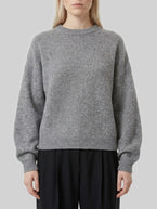 M / Grey